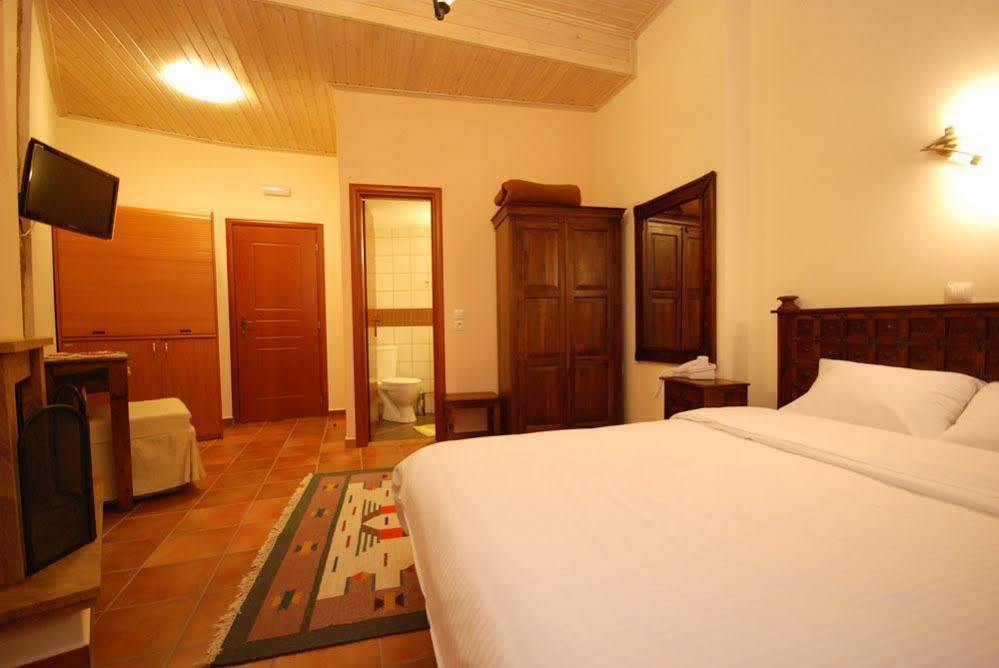 Hotel Parnassos Arachova Extérieur photo